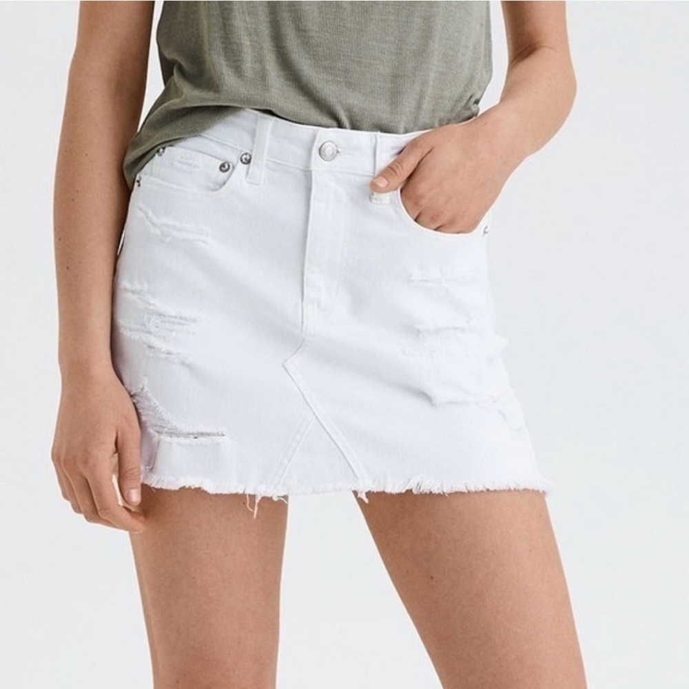 NWT American Eagle white denim skirt